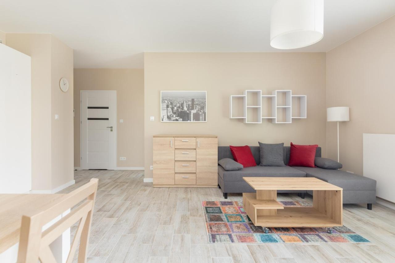 Metro Wilanowska Comfortable Apartment Warsaw Exterior photo