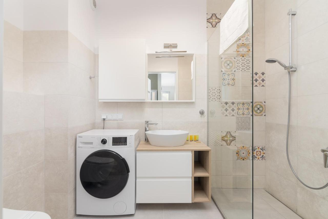Metro Wilanowska Comfortable Apartment Warsaw Exterior photo